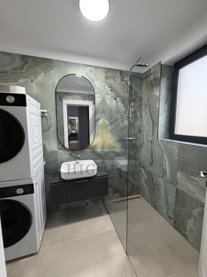 Casă cu 5 camere cu Canalizare în Pipera