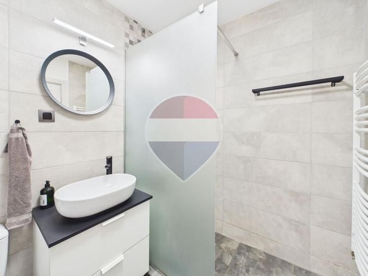 Apartament cu 2 camere decomandat, mobilat în Craiter