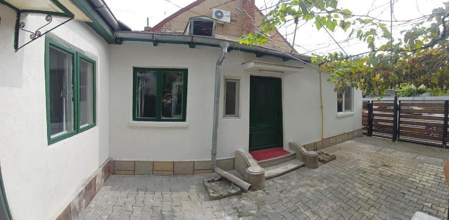 Casă individuală cu 4 camere cu Teren 102 Mp în Mihai Bravu