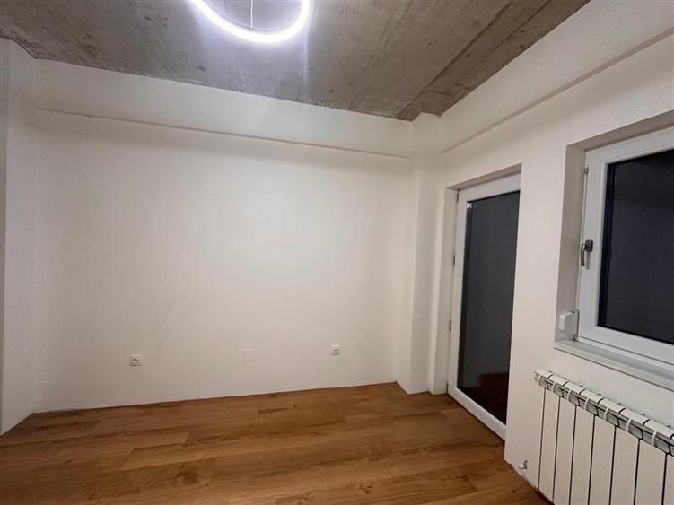 Apartament cu 3 camere decomandat, mobilat în Copou
