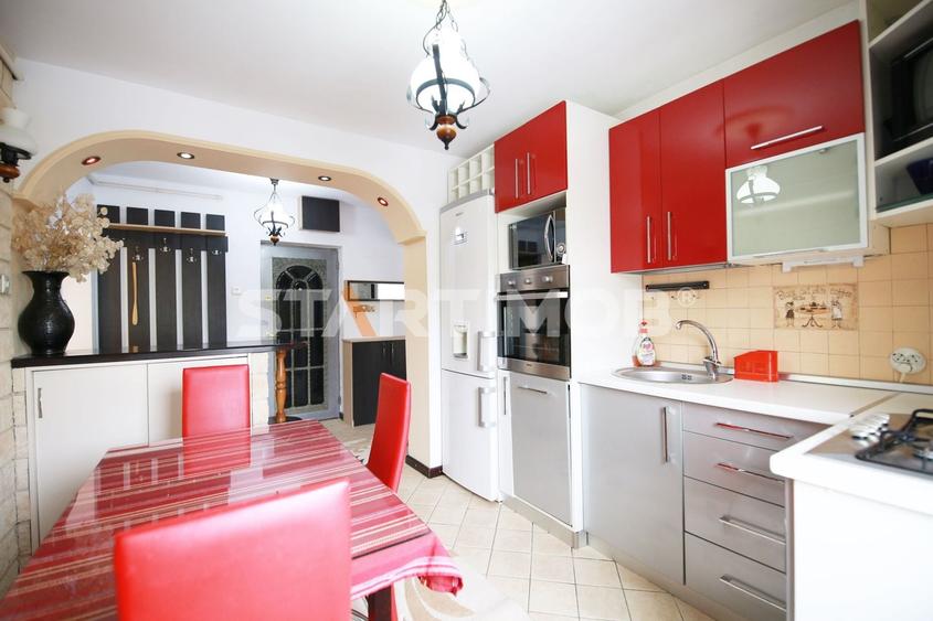 Apartament cu 2 camere decomandat în Calea București