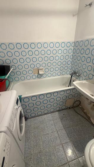 Apartament cu 2 camere decomandat în Rahova