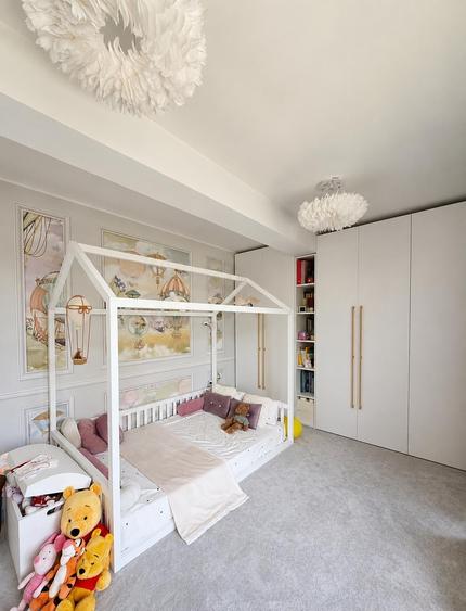 Apartament cu 4 camere semidecomandat, mobilat în Pipera