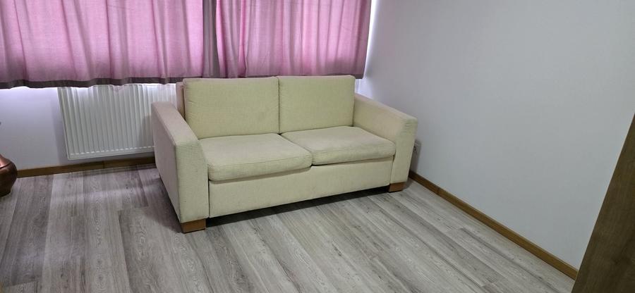 Garsonieră decomandată în Hurez