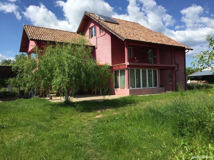 Casă cu 6 camere cu Teren 1500 Mp în Urleta