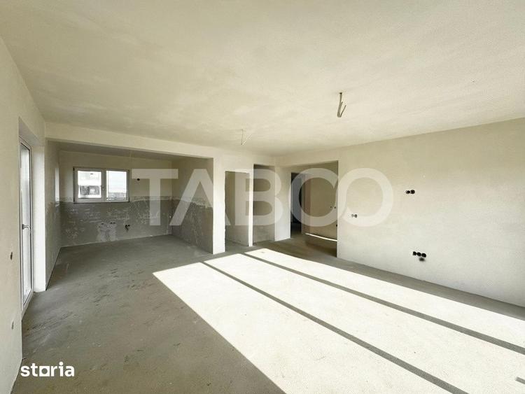 Casă cu 4 camere cu Teren 120 Mp în Vest