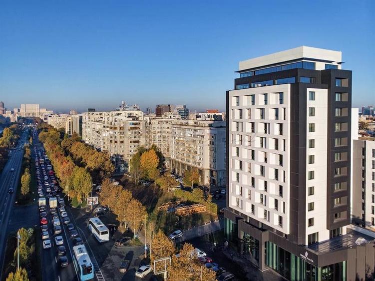 Apartament cu 3 camere decomandat în Unirii