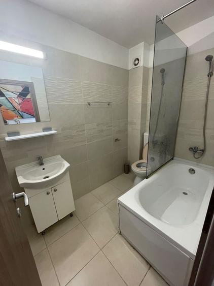Apartament cu 2 camere decomandat, mobilat în Bună Ziua