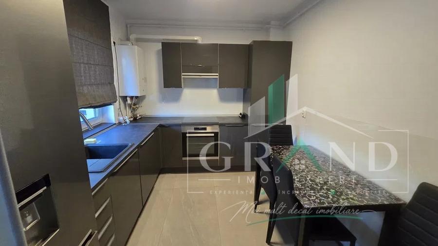 Apartament Renovat | 3 Camere | Etaj 1 | Parcare Subterana | Strada Traian - 1