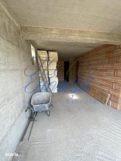 Casă cu 5 camere cu Teren 575 Mp în Feleacu