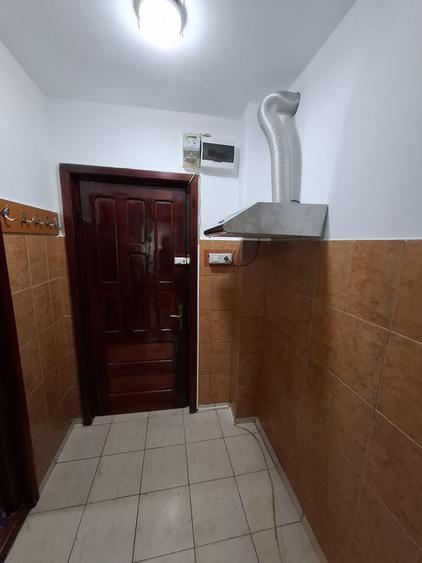 Garsonieră semidecomandată în CET