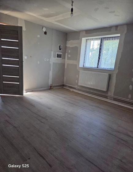 Casă cu 2 camere cu Teren 926 Mp în Murani