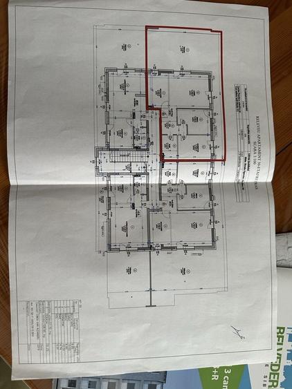 Apartament cu 3 camere decomandat în Turnișor
