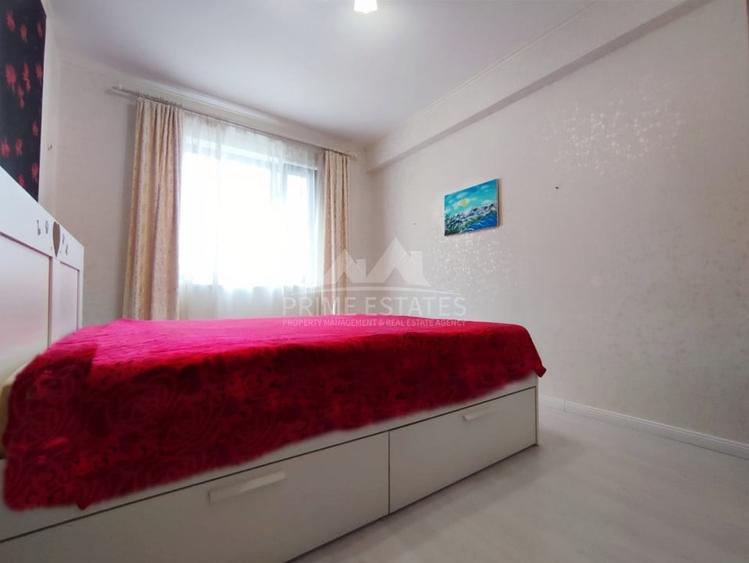 Apartament cu 3 camere semidecomandat, mobilat în Băneasa