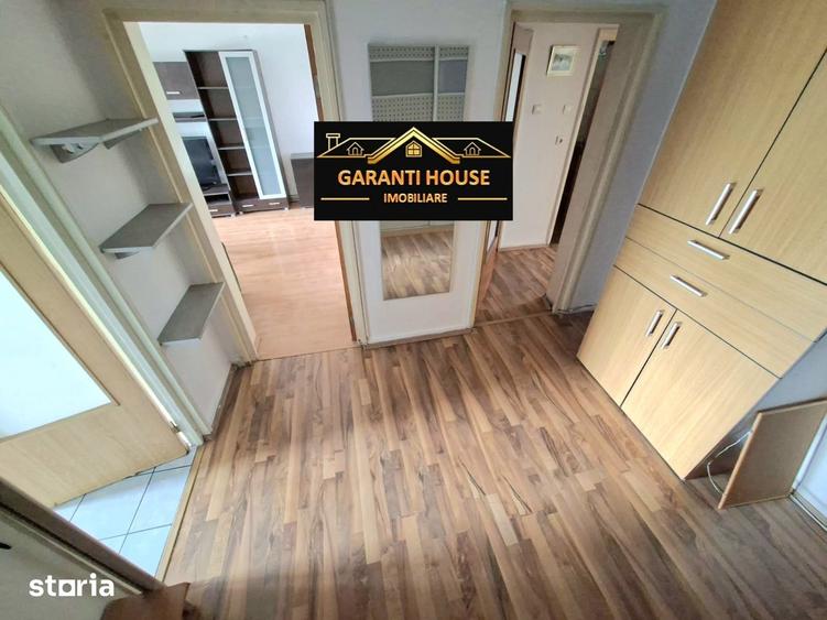 Apartament cu 3 camere decomandat în Săsar