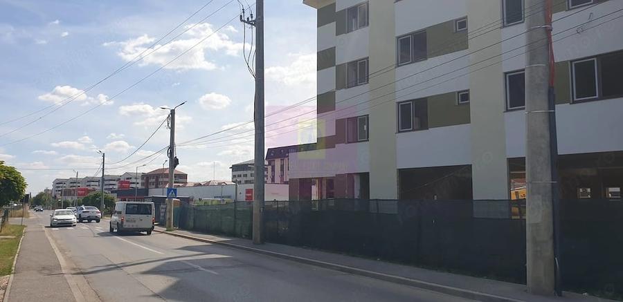 Spațiu comercial, de 330 mp, în Chiajna