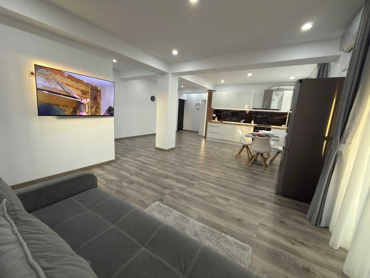 Apartament cu 2 camere decomandat în Trivale