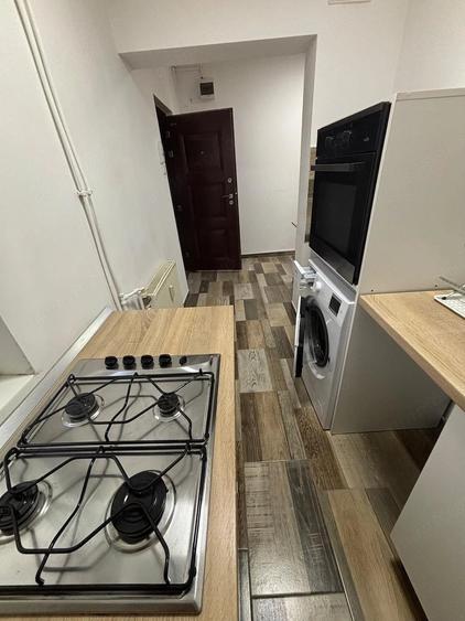 Garsonieră decomandată în Aradului