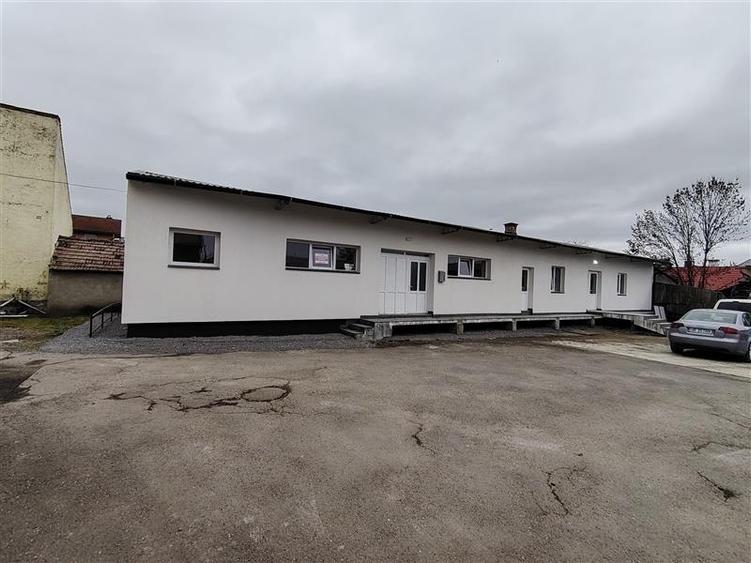 Spațiu comercial, de 201 mp, în Central