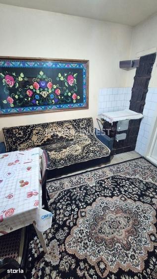 Casă cu 4 camere cu Teren 800 Mp în Teiu