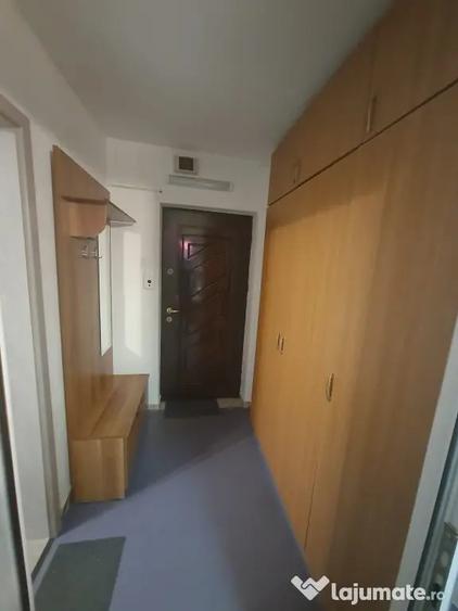 Garsonieră decomandată în Tătărași