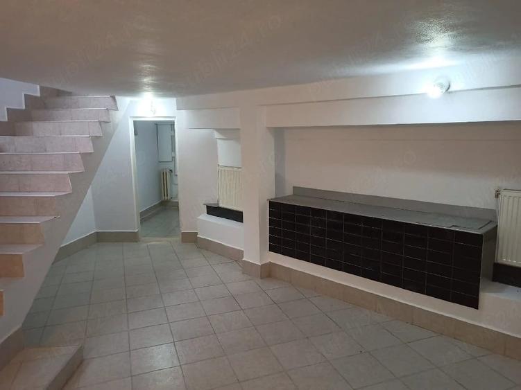 Spațiu comercial, de 32 mp, în Cetate
