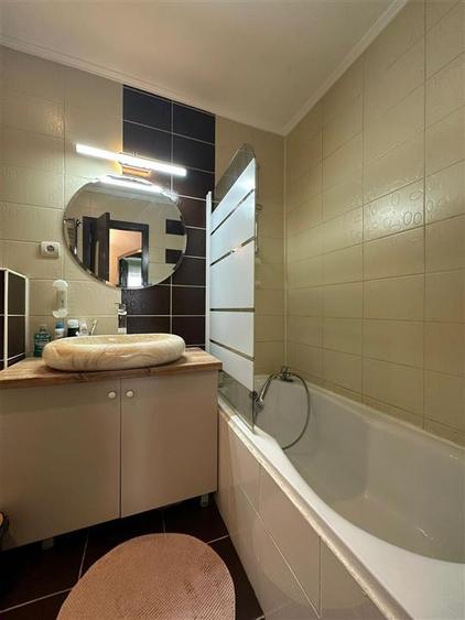 Inchiriere Apartament cu 3 camere Decomandat Nicolina 1 - 5