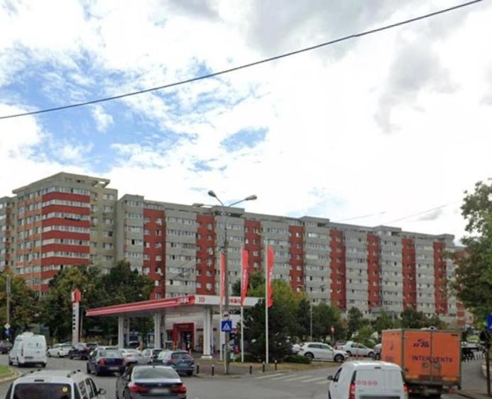 Lacul Tei,stradal,Teiul Doamnei vav Parc Tei - 1