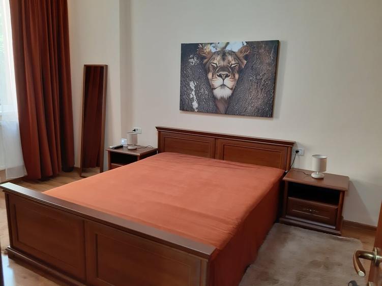 Apartament premium 3 camere, curte privată, parcare auto - 12