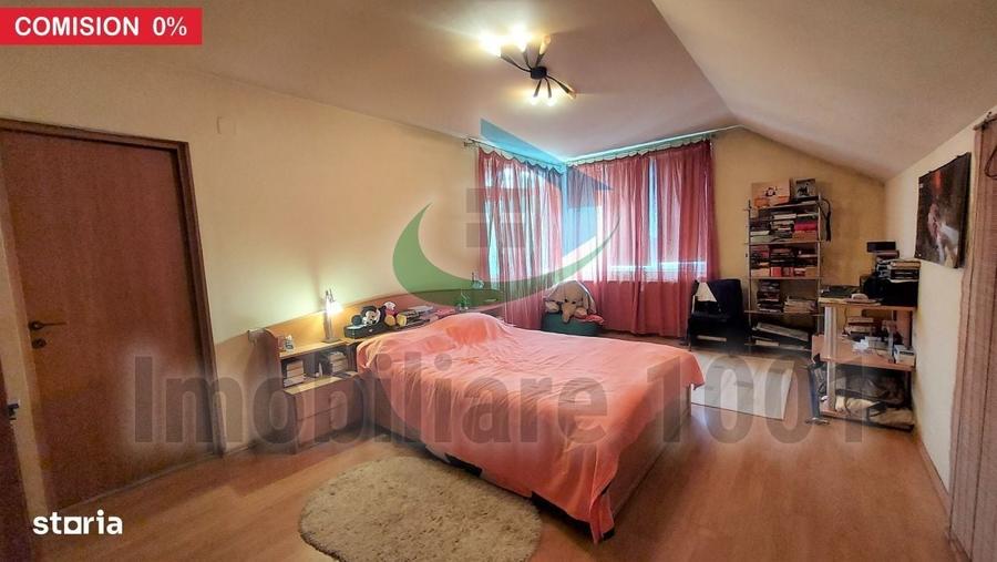 Casă cu 4 camere cu Teren 1855 Mp în Central