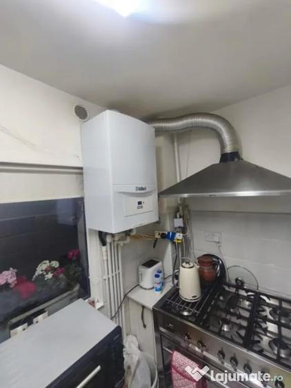 Apartament cu 2 camere decomandat în Siret