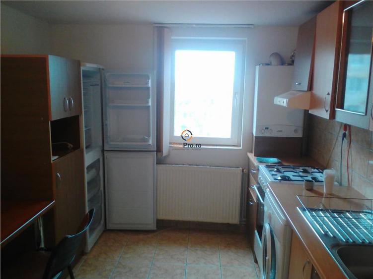 Apartament cu 2 camere semidecomandat în Complex Studențesc