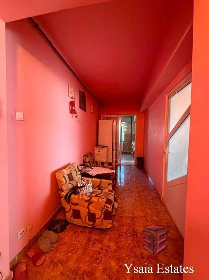 Apartament cu 4 camere în Km 4-5