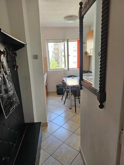 Garsonieră decomandată în Alexandru Obregia
