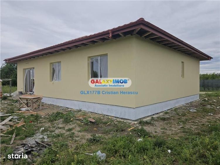 Casă cu 4 camere în Gulia