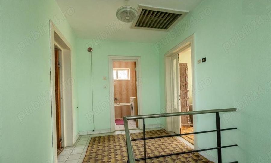 Casă cu 3 camere în Viperești