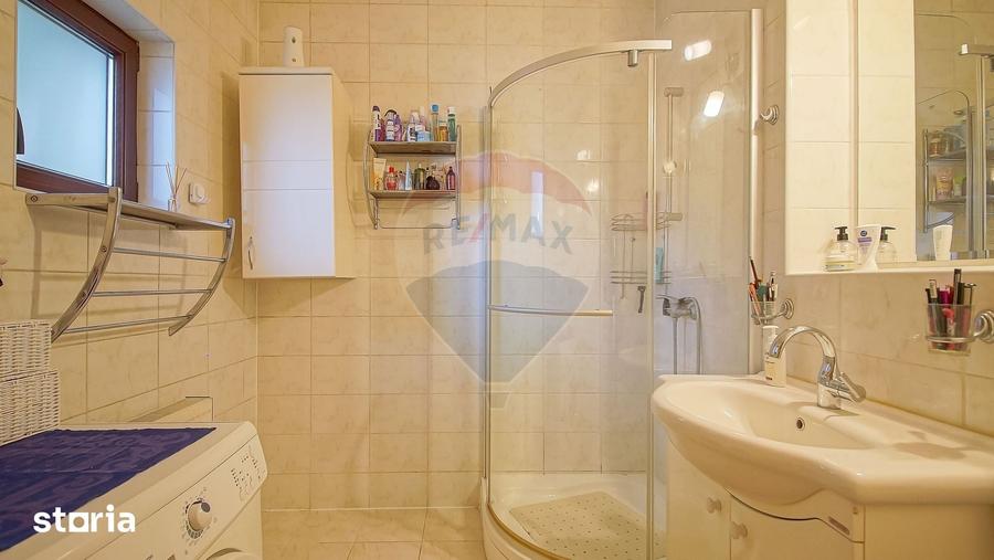 3 camere tip casa, parcare proprie, pod ?i magazie, Str. Lunga - 12