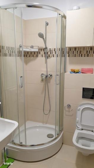 Apartament cu 3 camere decomandat în Sud