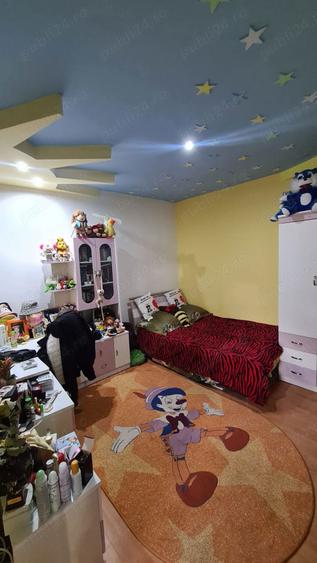 Casă cu 3 camere în Corabia
