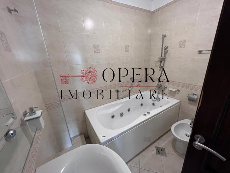 Apartament cu 3 camere decomandat, mobilat în Târgu Cucu