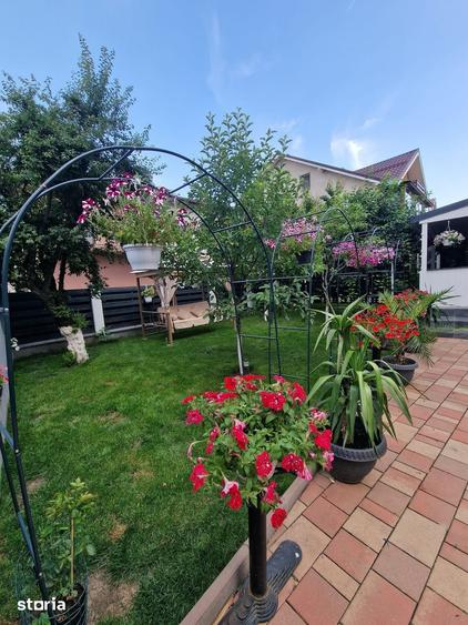 Casă cu 7 camere cu Teren 416 Mp în Chiajna