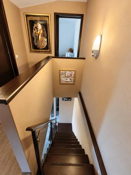 Apartament cu 4 camere decomandat în Vest
