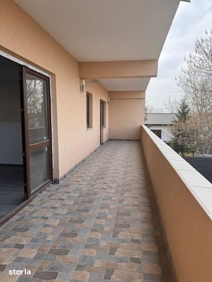 Apartament cu 4 camere în Otopeni