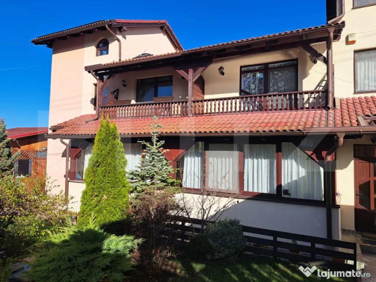 Casă cu 6 camere cu Teren 330 Mp în Central