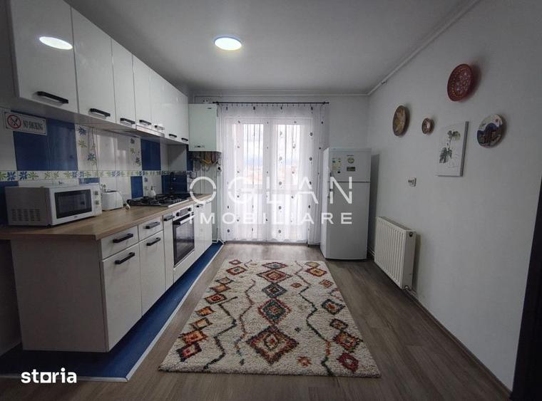 Apartament cu 4 camere decomandat în Vasile Aaron