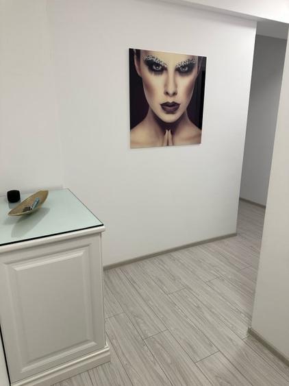 Apartament cu 2 camere decomandat, mobilat în Universitate