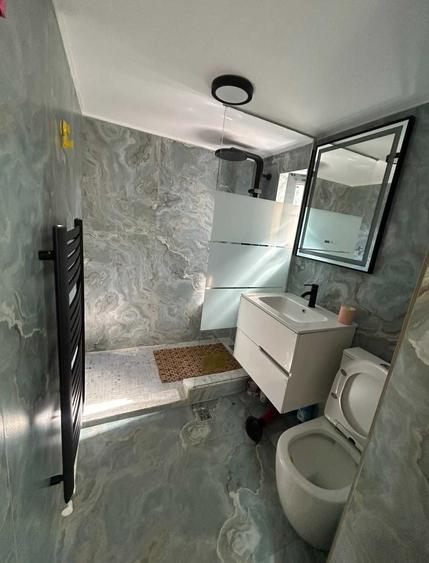 Casă cu 4 camere cu Teren 185 Mp în Coiciu