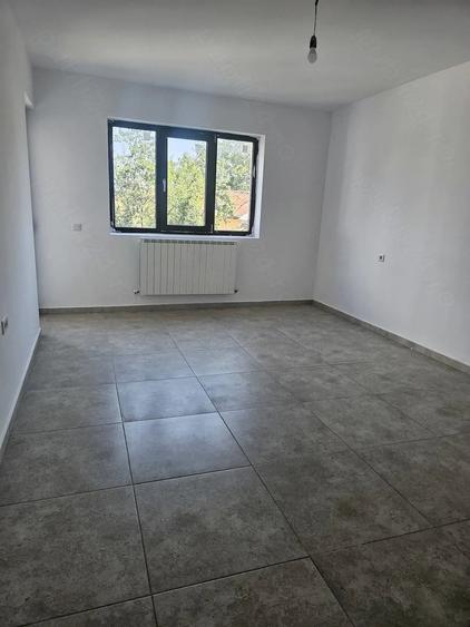 Casă cu Teren 356 Mp în Central