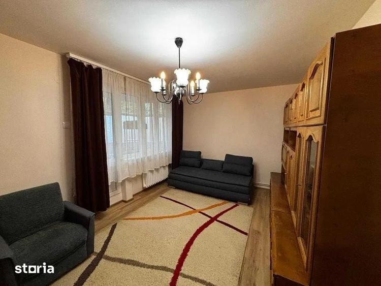 Apartament cu 3 camere decomandat în Budai