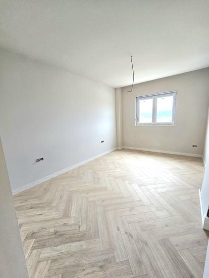 Apartament cu 3 camere decomandat în Șelimbăr
